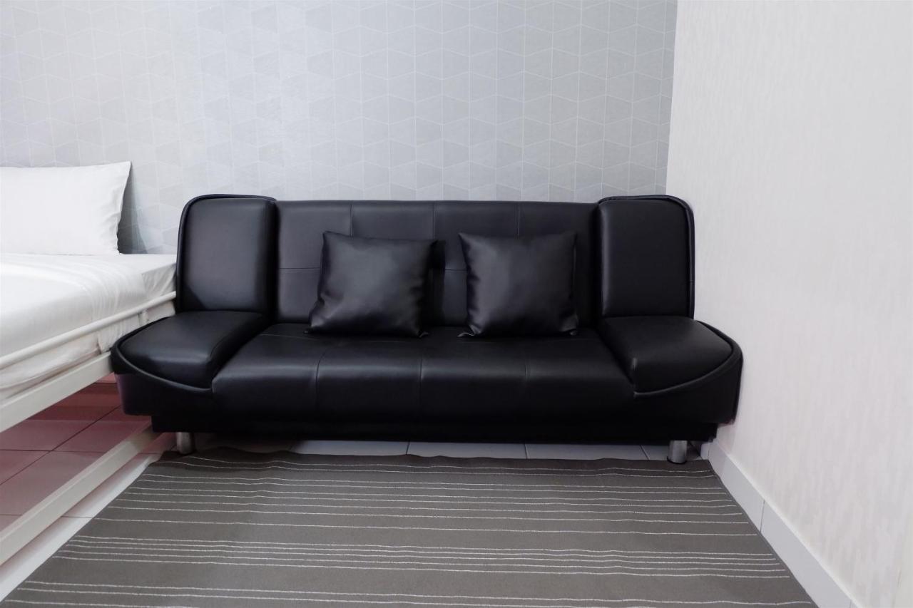 Comfy Studio Casa De Parco Apartment By Travelio Tangerang Buitenkant foto